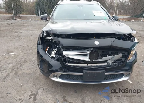 2015 Mercedes-Benz Gla 250 4Matic z USA, uszkodzony, nr VIN WDCTG4GB8FJ129589